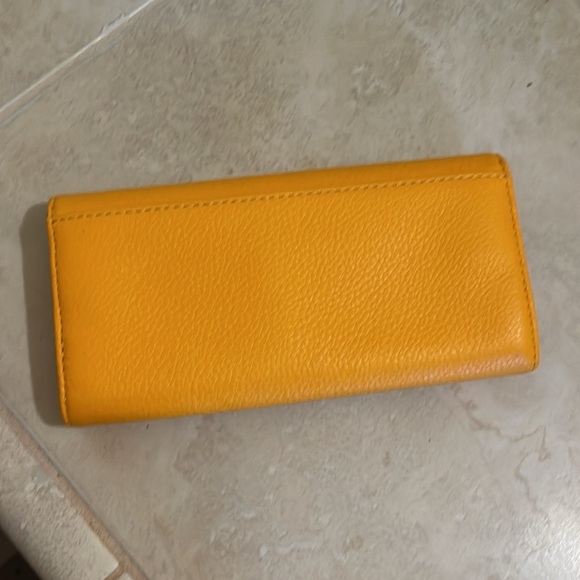 Michael Kors Mustard Wallet with Gold Logo - Picture 5 of 8